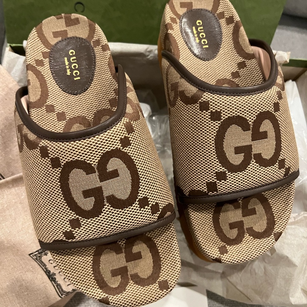 SOLD -NEW Gucci jumbo GG logo Angelina platform slides - Picture 5 of 14